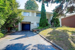 A Nice And Quiet 3 Bedroom Bungalow On A Quiet Street With A Wonderful Sweeping Western View Of The Neighbourhood.