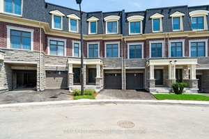 Welcome to the Ravines on Main.