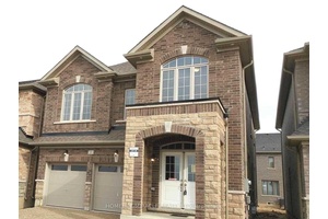 Spacious 4 Bedrooms 4 Washrms House In Desirable Brampton Location, All Bedrooms are connected to Washroom, Upgraded Kitchen With Granite Counters amp ; S S Appliances, Open Concept Family amp ...
