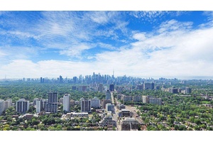 Rare Corner 1 Bedroom With Unobstructed Views Of South Lake And Downtown Core And West.
