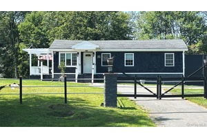 Unique Residential Commercial Property on 14.