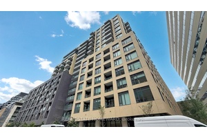 Brand New, Luxury 2 Bedroom Den, 2 Full Bathroom Condo for Lease Prime Toronto Fashion District Walk and Transit Score 100 100 !
