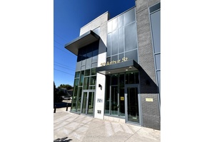 Located in the vibrant heart of Guelph, this brand new 1 bedroom den, 1 bathroom condo offers 687 sqft of thoughtfully designed living space.
