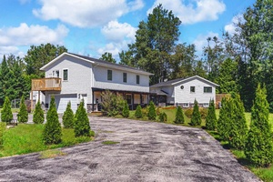 ELEGANT ESTATE ON 1. 31 ACRES WITH PREMIUM FINISHES, EXCEPTIONAL OUTDOOR SPACE amp ; MULTI GEN POTENTIAL !
