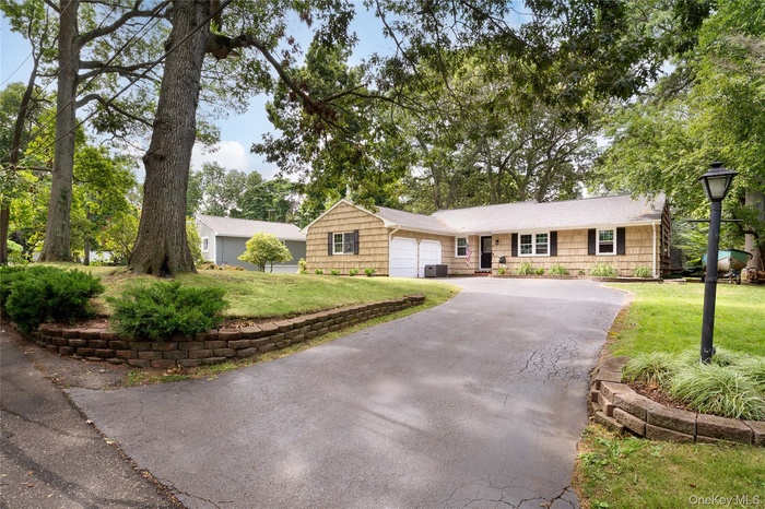 Expanded Ranch in Shoridge Hills private beach community