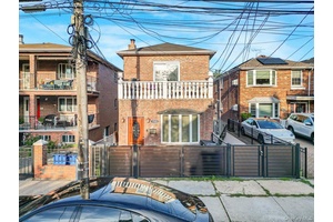 Welcome to the heart of Country Club, one of the Bronx s most coveted neighborhoods, known for its tree lined blocks, proximity to the waterfront, and the rare combination of ...