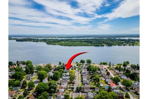 TURN KEY DUPLEX IN A GREAT NEIGHBOURHOOD FOR SALE !