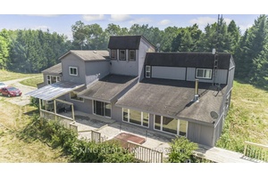 Fully renovated dream home on 24.