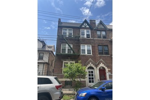 Fantastic Investment Opportunity in Richmond Hill !