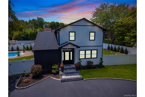 Exquisite Newly Renovated Colonial in Dix Hills Absolutely Stunning luxurious finishesand meticulous attention to detail.