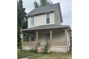 Put your decorating ideas to work in this 2 storey, 3 bedroom home in a desirable location steps from Victoria Ave amenities, public transportation to Niagara Falls tourist attractions and ...