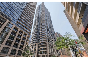 Bright and Spacious Corner Unit, 2 Bedrooms and 2 Full Bathrooms.