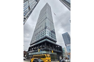 Great Location ! 1 1 Bedroom At Centrecourt's Grid Condos With Dundas Facing Balcony View.