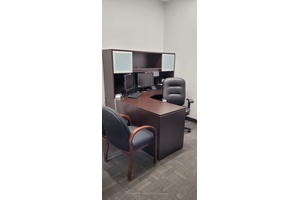 Discover this bright and fully furnished 135 sq.