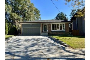 Beautiful Newly Renovated 3 Bed 3 Bath Main Floor Unit Ready For Its First Ever Inhabitants !