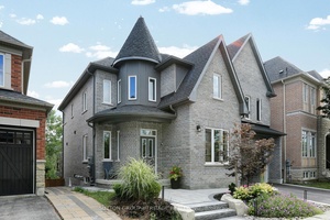 Exquisite 2023 Marshall Homes Built Luxury Residence Backing Onto Ravine.