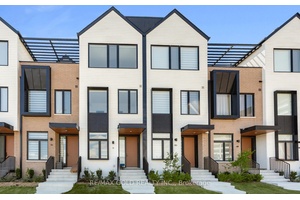 Brand New Luxury Townhome in Port Credit Brightwater Community.