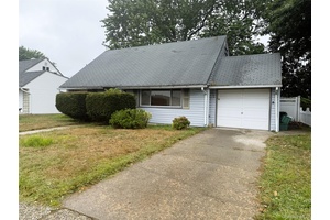 Investor s Dream in Levittown !