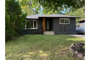 Welcome to a beautifully renovated raised bungalow in the heart of Barrie's Codrington neighbourhood, loved for its mature trees, quiet streets, and quick access to Kempenfelt Bay.