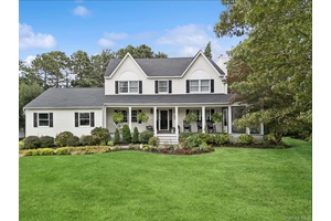 Discover the perfect blend of elegance and modern convenience in this beautifully updated 4 bedroom, 3 and a half bath home located on Long Island's beautiful North Shore.