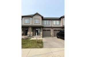 Step into this freshly repainted 3 bedroom, 2 washroom townhouse that blends comfort withconvenience.