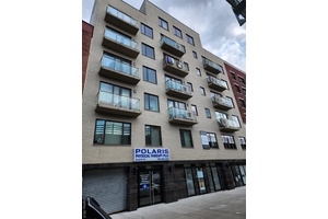 Beautiful Modern One Bedroom Condominium locted in the Heart of Astoria.