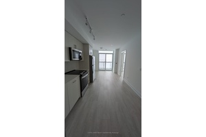 Stunning And Bright 2 Bedroom 2 Full Bathroom Suite For Lease With Parking And Locker Included !