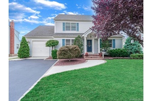 This spacious residence has a flexible floor plan with multiple living areas, making it ideal for today s lifestyle needs.