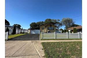 Charming 3 bedroom ranch offering gas heat and cooking.