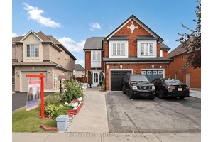 Stunning all brick 4 1 bedroom semi detached home with 4 parking spaces lt ; gt ; This beautifully maintained property features fresh paint and upgraded modern bathrooms, along with ...