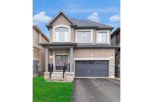 Stunning 4 bedroom fully detached home with 2 car garage, located in the heart of Erin !
