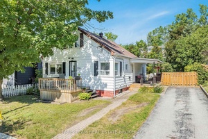 Top 5 Reasons You Will Love This Home 1 Ideally situated three bedroom, 1 1 2 storey home just moments from downtown Orillia, shops, restaurants, and everyday conveniences 2 Enjoy ...