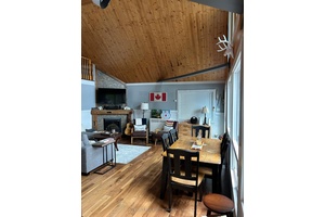 Welcome to 118 Pero Lane in picturesque South Frontenac, a beautifully upgraded 3 season, fully furnished waterfront cottage on sought after Sand Lake.