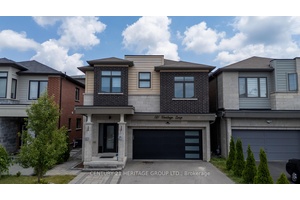 FOR SALE STUNNING 4 BEDROOM, 5 BATHROOM DETACHED HOME IN PRIME NEWMARKET !
