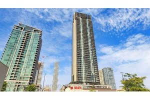 Client RemarksWelcome To The Pinnacle Grand Park, Live In One Of The Most Sought After Buildings In Mississauga.