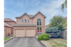 Welcome to 149 Quince Crescent, a beautifully maintained 4 bedroom, 5 washroom home in the prestigious Rouge River Estates community !