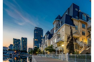 Amazing Marina, Cn Tower amp ; City Skyline Views From This Beautiful 1520 Sqft, 3 Bed, 3 Bath, 2 Parking Spaces, 1 Locker Townhouse.