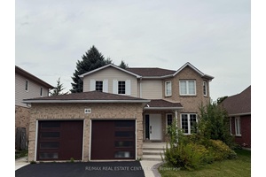 For Rent Spacious 4 Bedroom, 3 Bath Home in Shelburne !