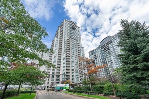 un Filled ! Spacious ! One Bed With Open Den, Se Corner Unit !