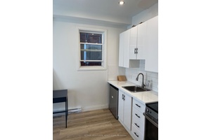 Absolutely stunning, studio Suite in downtown Hamilton.