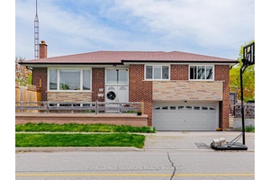 This charming space is located in a quiet and peaceful neighbourhood that's perfect for families.