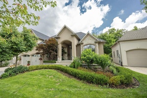 Stunning luxury executive on Shore Road w high end finishes provides 3995sqf above grade open concept design of 2 family rooms on main amp ; upstairs, 5 bedrooms, 5 baths, ...