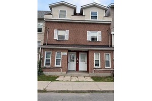 Five bedroom home in an amazing south side location.