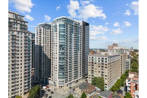 Welcome to urban living at its finest in this bright and modern 2 bedroom, 1 bathroom condo located in the vibrant heart of the City.