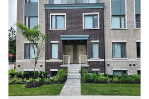 Welcome to this stunning 3 bedroom, 3 bathroom Menkes built townhouse offering 1, 331 sq ft of modern living space in the highly desirable New Toronto community.