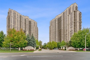 Gorgeous 2 Bedroom, 2 Full Bath Condo With Beautiful View From 24th Floor at Mansions Of Humberwood !