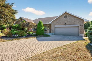 Stunning executive bungalow on one of Peterborough's finest cul de sacs with great privacy in the summer and fall and a spectacular city view when the leaves come off in ...