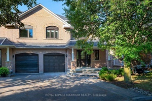 Dont miss this incredible opportunity to own a spacious 3 bedroom semi detached home on one of the most sought after streets in Sonoma Heights !