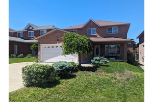 Superb Central Mountain Location, Steps to Elementary Schools, Parks, Library, YMCA, Public Transit.