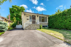 Welcome to this beautifully maintained semi detached 4 lvl backsplit home in the highly sought after Clarkson neighbourhood of Mississauga.